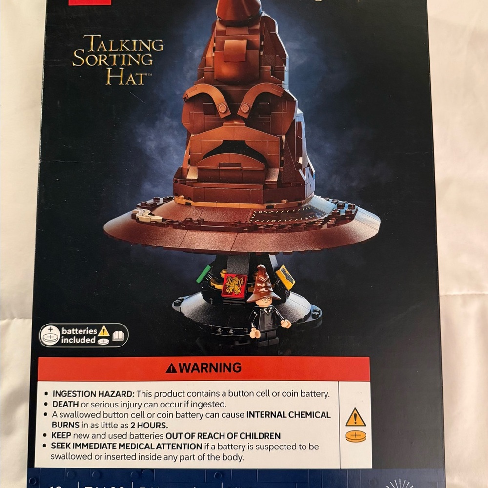 LEGO Harry Potter Talking Sorting Hat Set with Mini Figure
